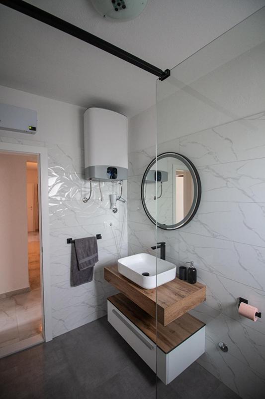 Apartment Zvjezdana Omiš Екстериор снимка