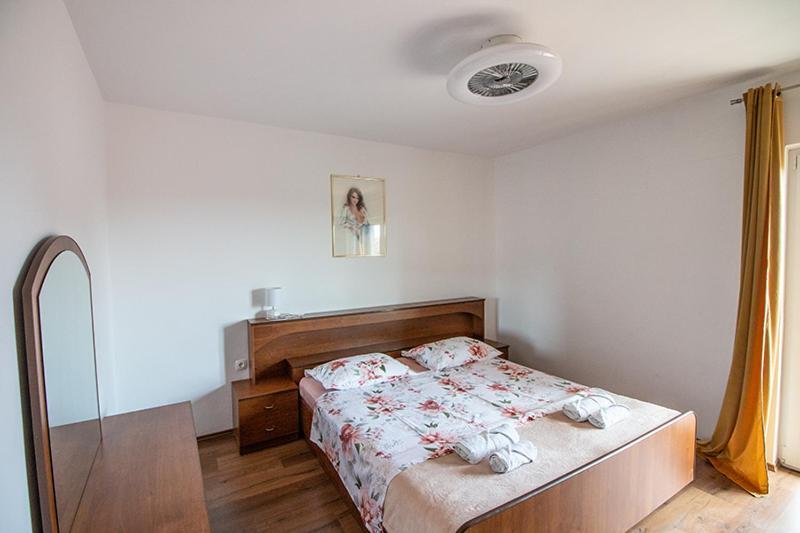 Apartment Zvjezdana Omiš Екстериор снимка