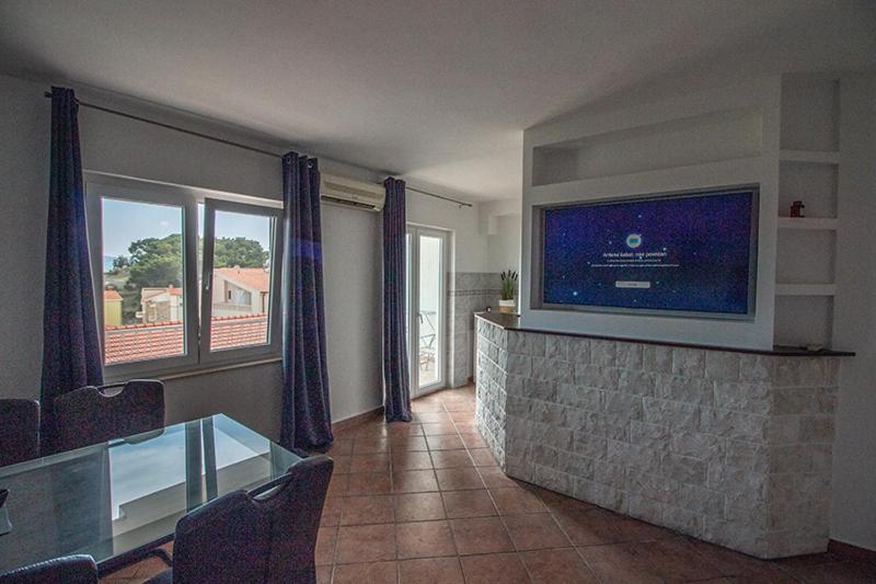 Apartment Zvjezdana Omiš Екстериор снимка