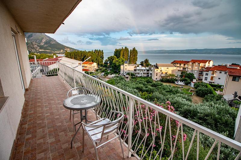 Apartment Zvjezdana Omiš Екстериор снимка